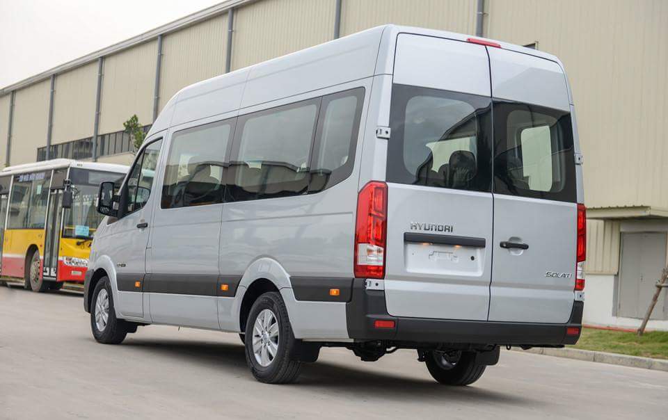 Thuê Xe 16 Chỗ Phục Vụ Đám Cưới, Đưa Đón Quan Viên Hai Họ Tại Đà Nẵng